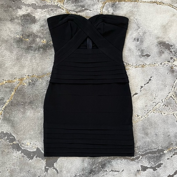 Tobi Dresses & Skirts - SOLD—Y2K bodycon bandaged little black dress from Tobi 🖤